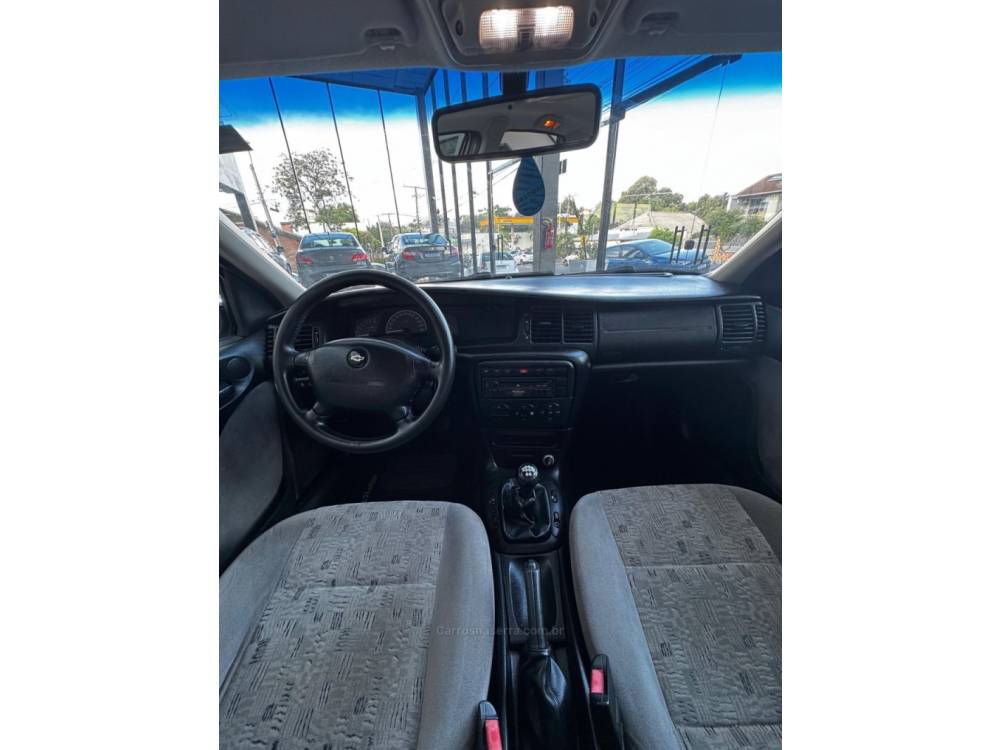 CHEVROLET - VECTRA - 2005/2005 - Cinza - R$ 34.900,00