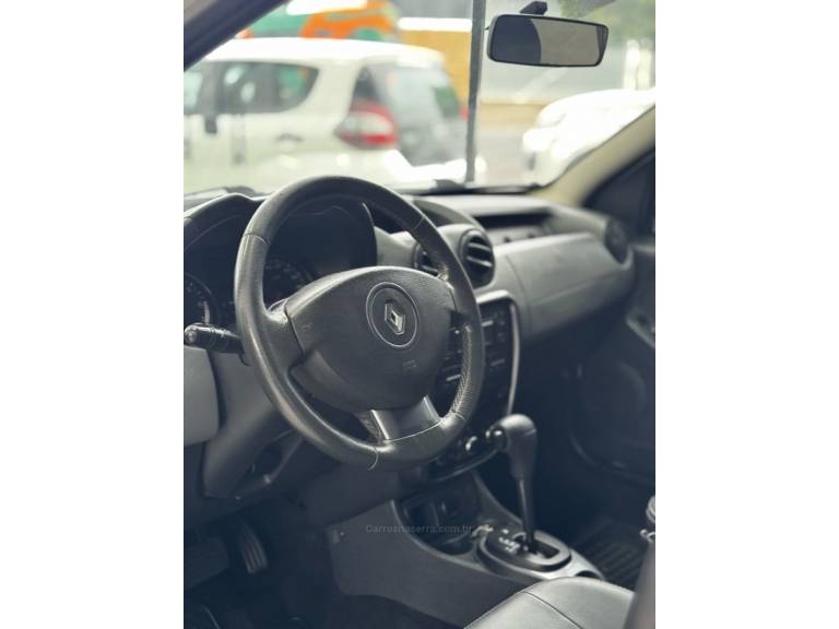 RENAULT - DUSTER - 2012/2012 - Branca - R$ 47.900,00