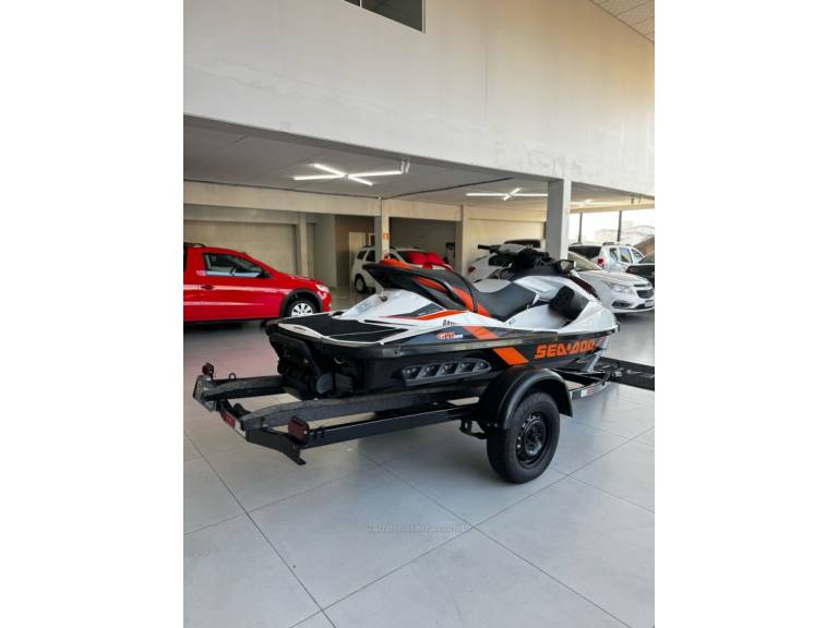 SEADOO - JET SKI - 2012/2012 - Branca - R$ 74.900,00