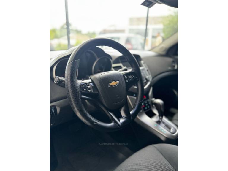 CHEVROLET - CRUZE - 2012/2012 - Prata - R$ 57.900,00