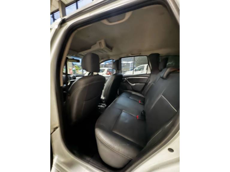 RENAULT - DUSTER - 2012/2012 - Branca - R$ 47.900,00