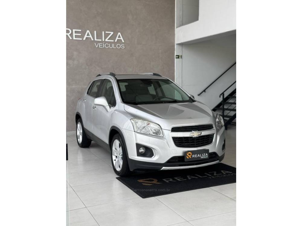 CHEVROLET - TRACKER - 2014/2014 - Cinza - R$ 72.900,00