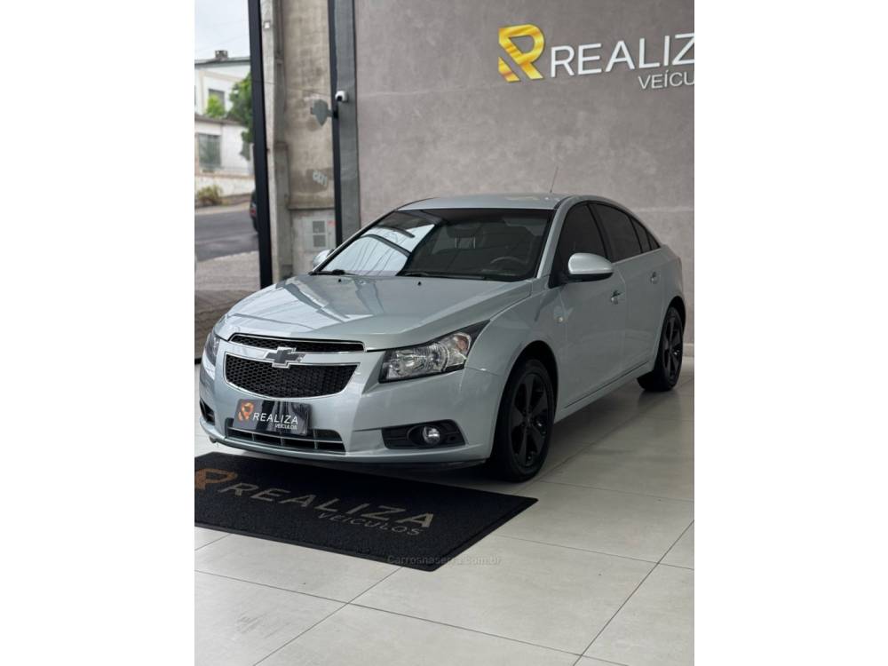 CHEVROLET - CRUZE - 2012/2012 - Prata - R$ 57.900,00