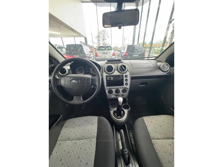 FORD - FIESTA - 2012/2012 - Branca - R$ 35.900,00