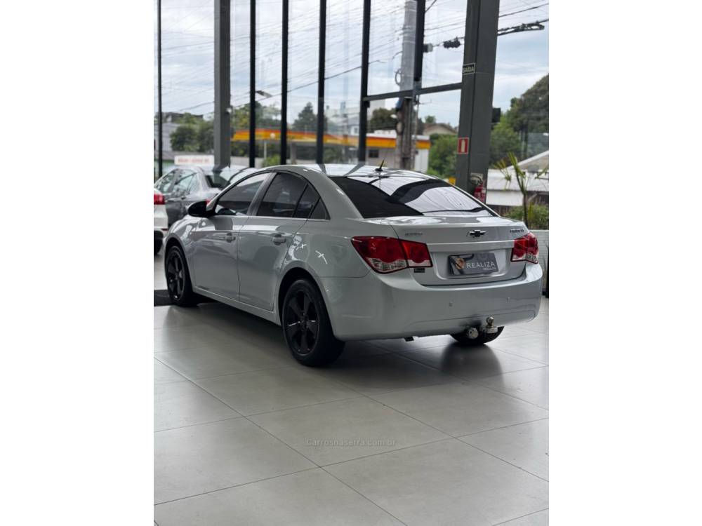 CHEVROLET - CRUZE - 2012/2012 - Prata - R$ 57.900,00
