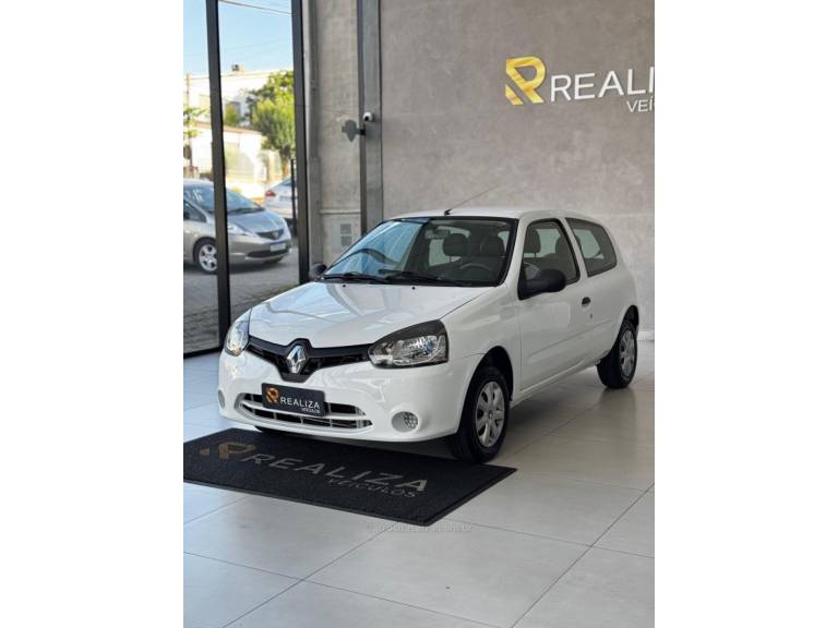 RENAULT - CLIO - 2014/2014 - Branca - R$ 25.900,00