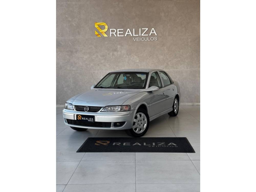 CHEVROLET - VECTRA - 2005/2005 - Cinza - R$ 34.900,00