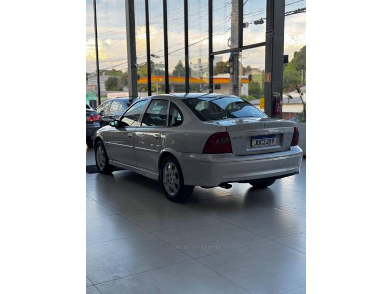 CHEVROLET - VECTRA - 2005/2005 - Cinza - R$ 34.900,00