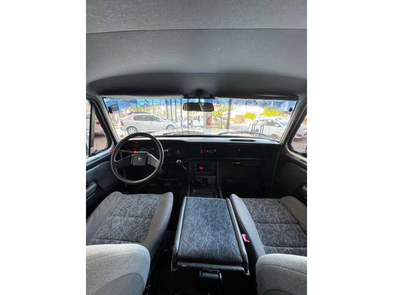 FORD - F-1000 - 1990/1991 - Prata - R$ 65.900,00