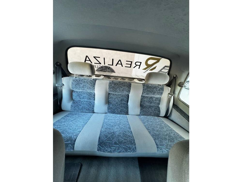 FORD - F-1000 - 1990/1991 - Prata - R$ 74.900,00
