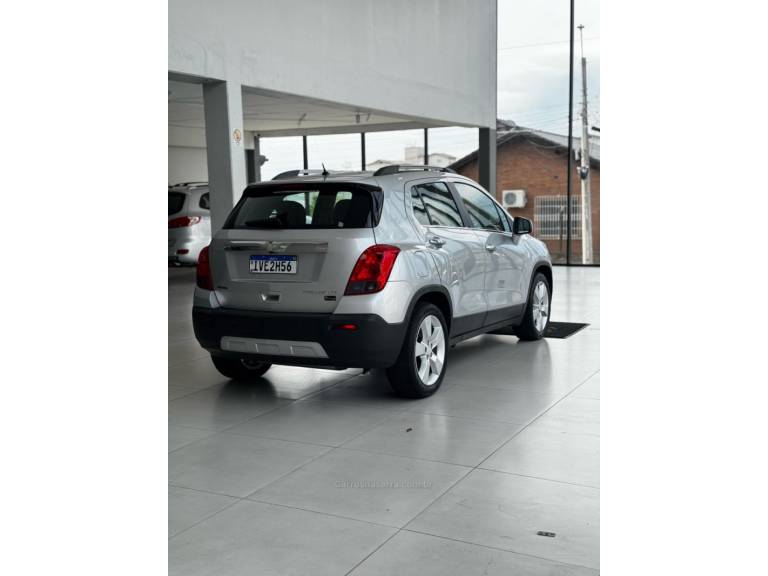 CHEVROLET - TRACKER - 2014/2014 - Cinza - R$ 72.900,00