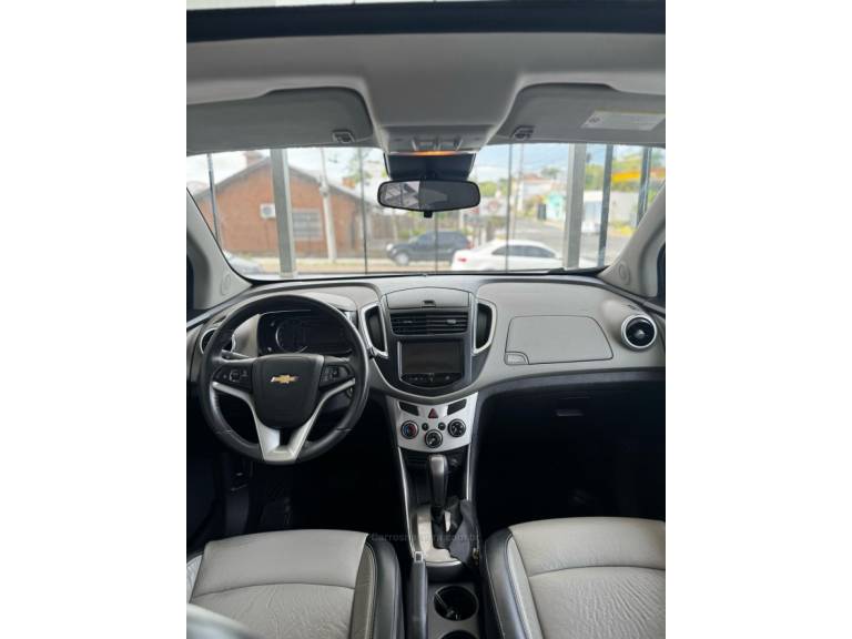 CHEVROLET - TRACKER - 2014/2014 - Cinza - R$ 72.900,00